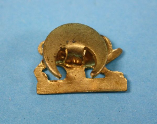 WW2 British The King’s Own sweetheart brooch - Image 2