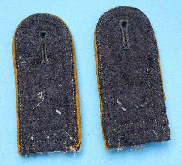 WW2 set of German Airforce Oberfeldwebel’s shoulder straps - Image 2