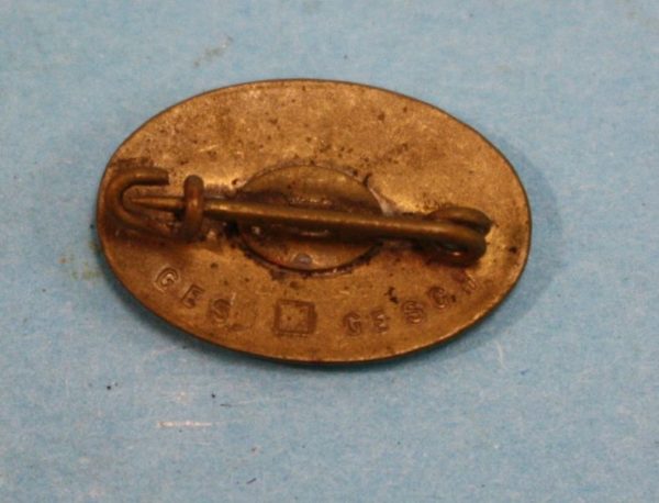 WW2 German DLRG badge - Image 2