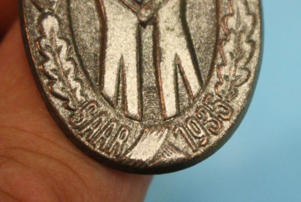 WW2 German 1935 Saar remembrance badge - Image 4