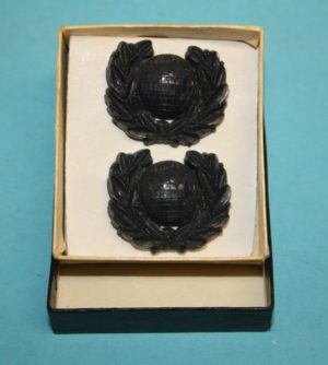WW2 British Royal Marines Commando’s collar badges set (boxed)
