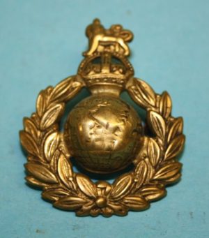 WW2 British Royal Marines Commando cap badge