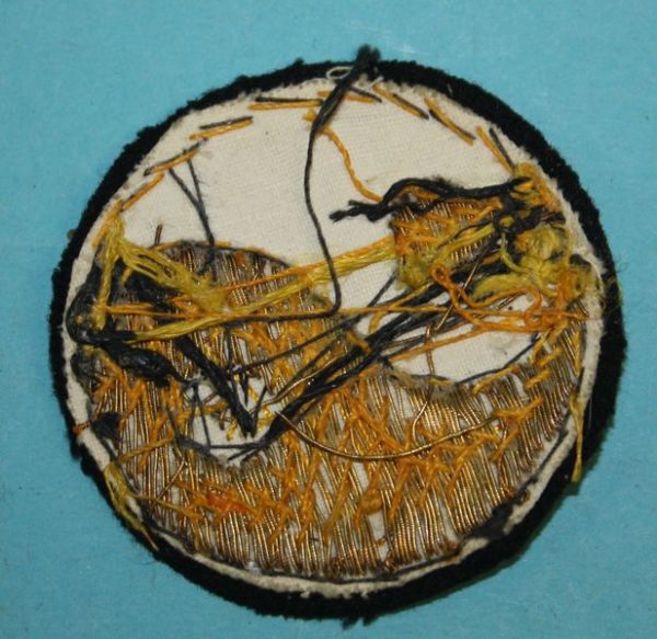 Embroidered Yin Yang badge - Image 2