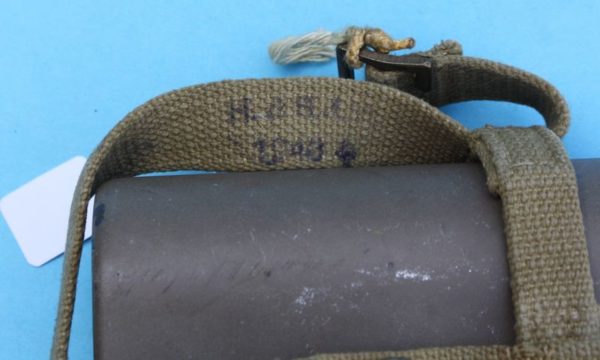 WW2 British canteen and carrier (2) - Image 4