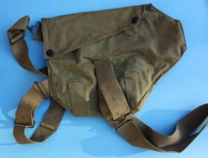 WW2 US M1VA1 gasmask bag