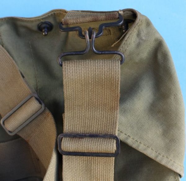 WW2 US M1VA1 gasmask bag - Image 7