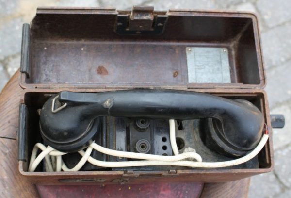 WW2 German field telephone - Image 6