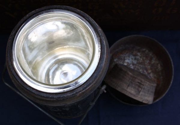 WW2 British thermos flask - Image 3