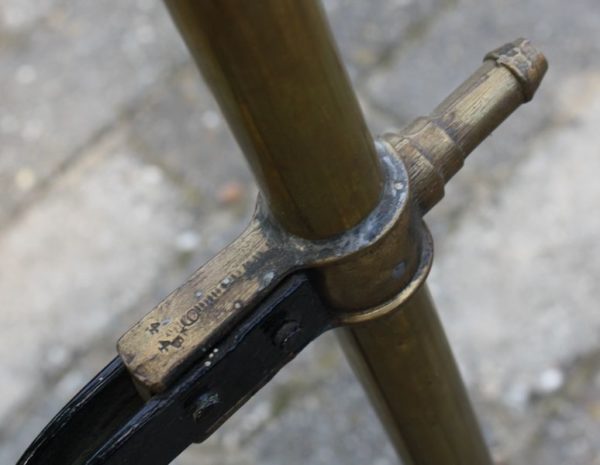 WW2 British bucket hand pump - Image 9