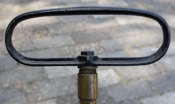 WW2 British bucket hand pump - Image 7
