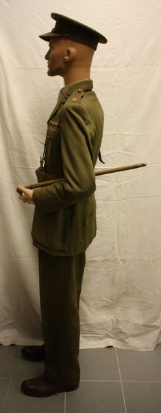 WW2 British officer full mannequin. - Image 2