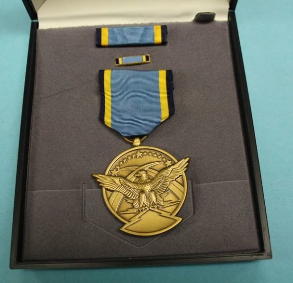 US boxed Aerial Achievement Medal