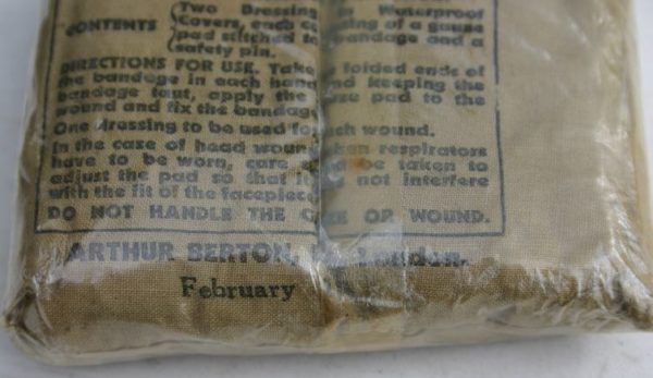WW2 British shell dressing No.4 - Image 2