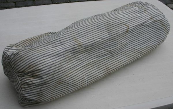 WW2 British hospital pillow No.2