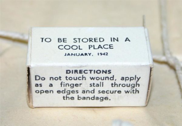 WW2 British small size bandage 50 pieces - Image 2