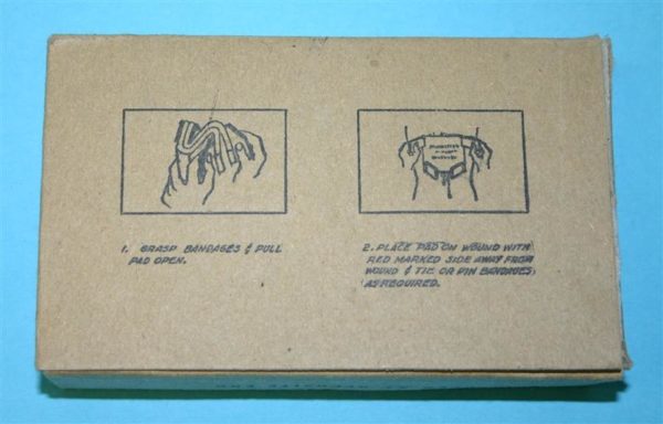 U.S. large first aid dressing in box - Image 3