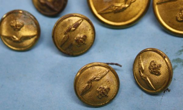 Dutch set of military buttons - Image 4