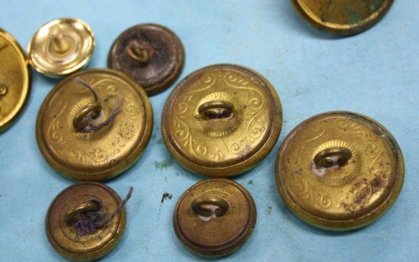 Dutch set of military buttons - Image 5