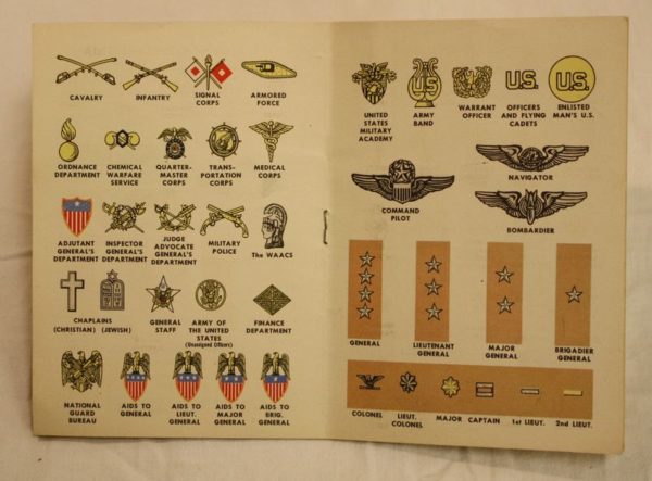 WW2 U.S. pocket reference booklet insignia - Image 3