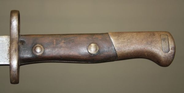 Pre 1945 bayonet with scabbard ( Portugal M1904) - Image 4