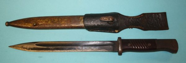 WW2 German K98 bayonet with scabbard and frog No.2