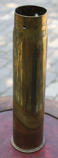 WW1 British 1918 dated shell trench art