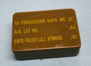 WW2 British percussion cap tin (1)