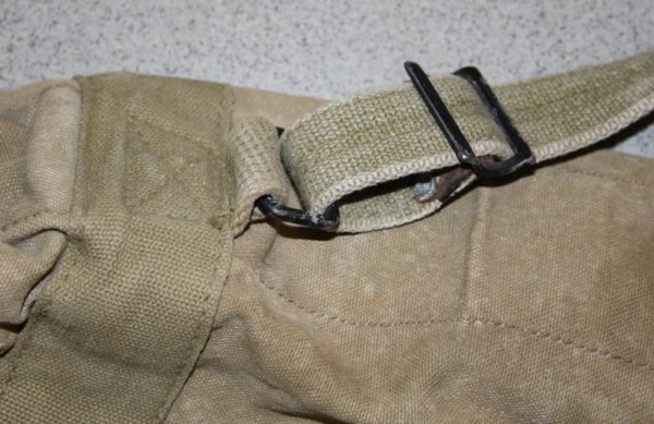 WW2 US 1st type bazooka ammo bag - Image 6
