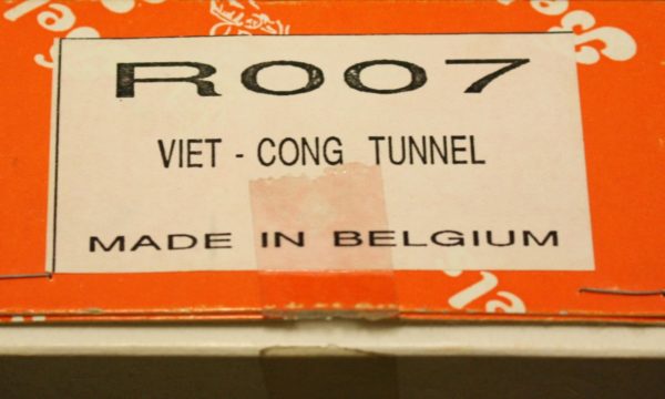 Viet-cong tunnel - Image 3