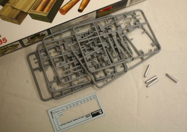 soviet 100mm shells w/ammo boxes - Image 2