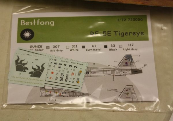 F-5E Tiger II + extra's - Image 7