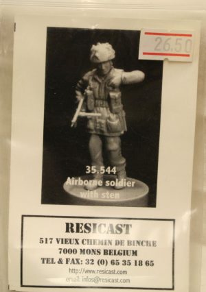 Airborne soldier with sten