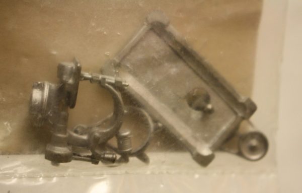 Sewing machine - Image 2