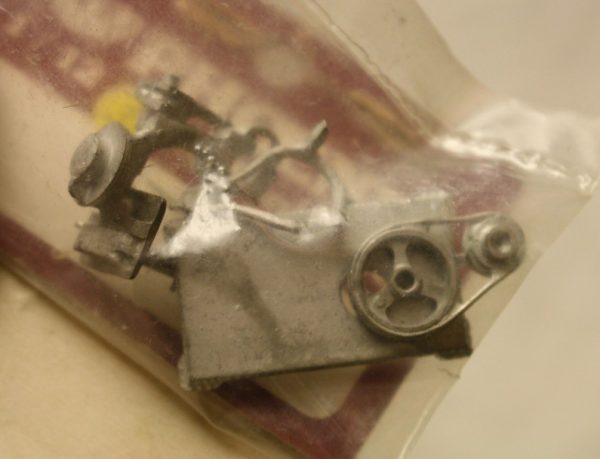 Sewing machine - Image 3