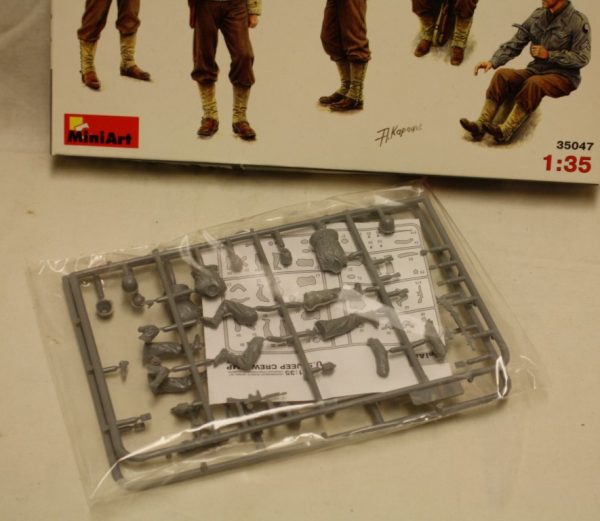 U.S. jeep crew & MP - Image 3