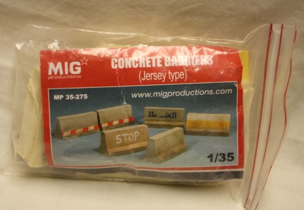Concrete barriers (Jersey type)