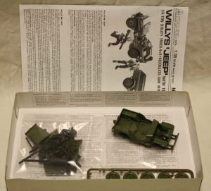 Willys MB Jeep with trailer (1)