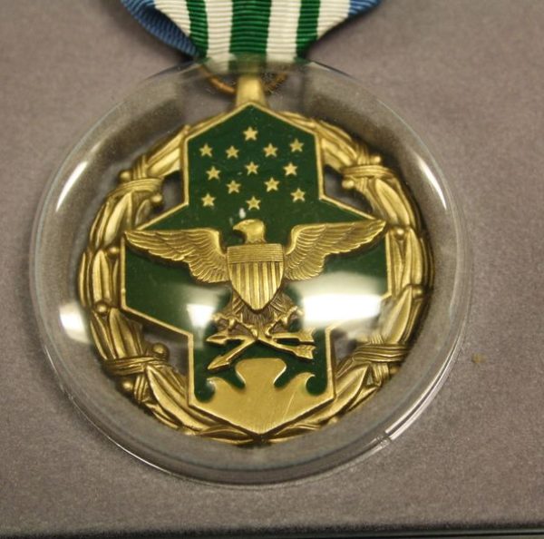 Boxed U.S. Joint Service Commendation Medal - Image 4