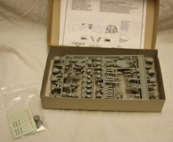 Multipose figures German infantry 1939-45 (2) - Image 2