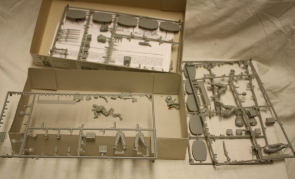 Multipose figures British infantry (2) - Image 2