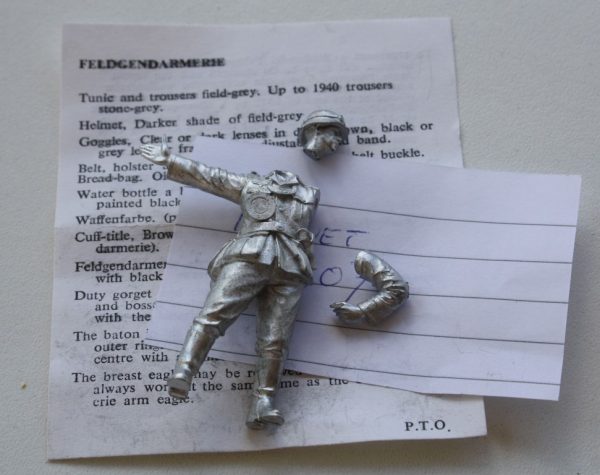 German feldgendarmerie traffic cop - Image 2
