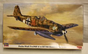Focke Wulf FW190 F-8 w/ BT700 Bomben Torpedo ***Limited Edition**
