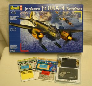 Junkers Ju88 A-4 bomber + extra's
