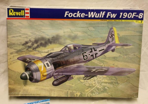 Fock-Wulf Fw190 F-8 + extra's - Image 2