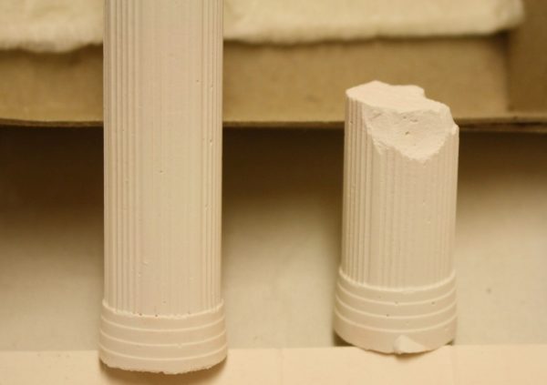 Broken pillars - Image 3