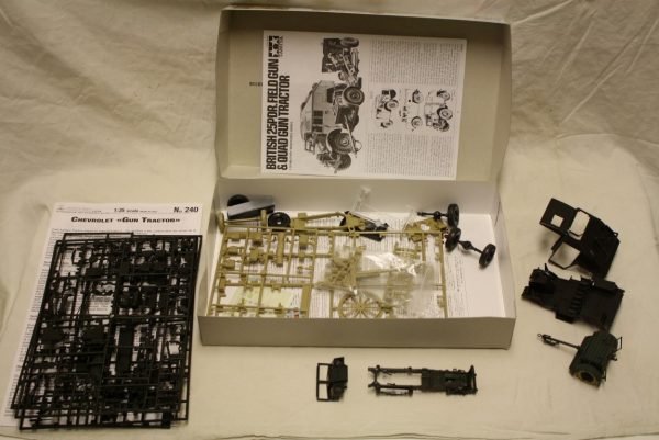 British 25pdr. Field gun & Quad gun tractor - Image 2