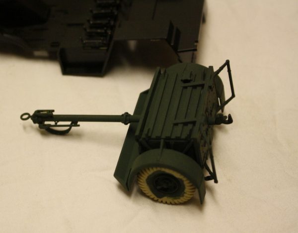 British 25pdr. Field gun & Quad gun tractor - Image 3
